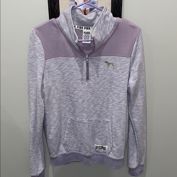 pullover - Picture 1 of 2